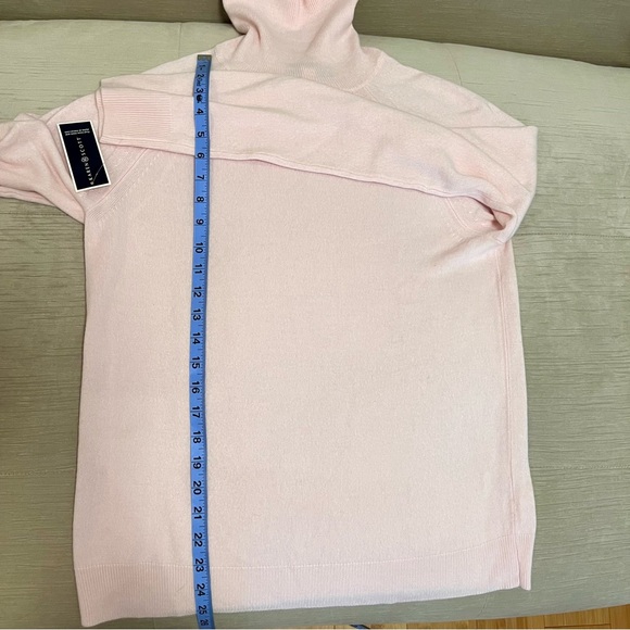 💖 3 for $20 ✅ Kendra Scott Women's Pink Turtleneck - Picture 2 of 6